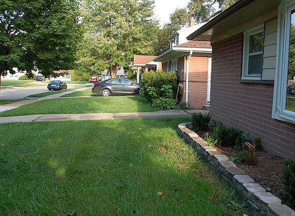 5th image of 1236 E Dallas Ave