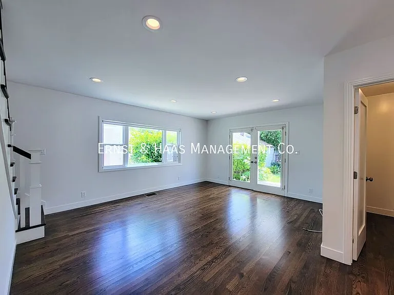 2227 Camden Ave — Photo 16