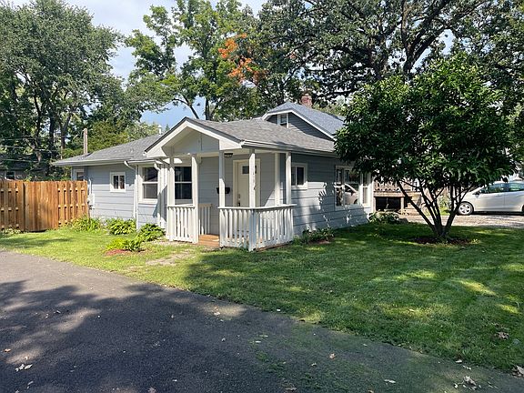 4th image of 418 Midway Dr