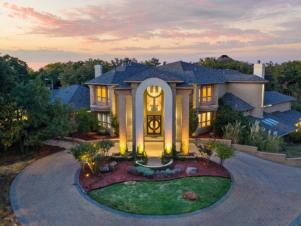 8433 Meadowbrook Dr, Fort Worth, TX 76120 Zillow