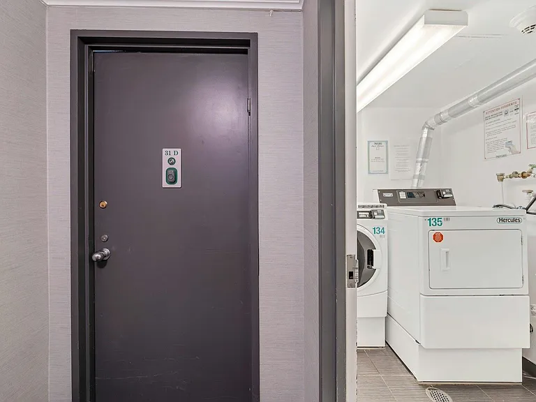 7004 Boulevard East #31D — Photo 12