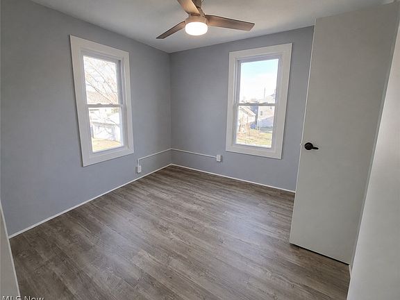 2nd image of 1820 Holmden Ave