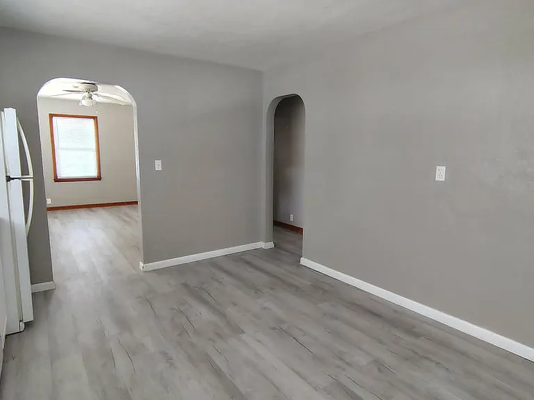 211 W High St #211 — Photo 19