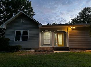 1008 N D St, Rogers, AR 72756