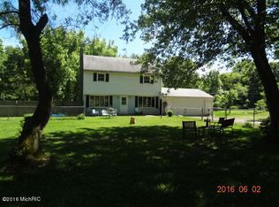 8500 Ten Mile Rd NE, Rockford, MI 49341