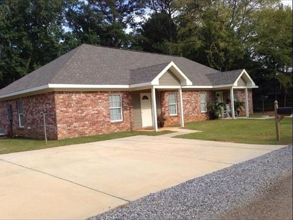 2 and 3 bedrooms available