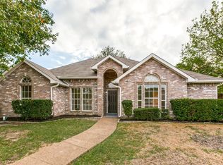 8805 Pheasant Run Dr, Rowlett, TX 75089