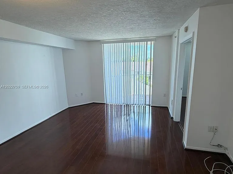 102 SW 6th Ave #305 — Photo 13