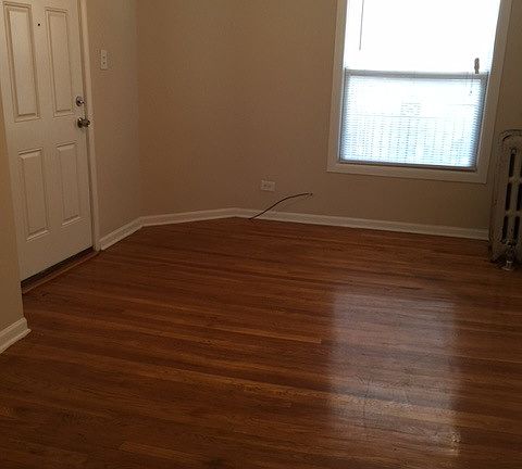 2nd image of 1352 1/2 W Argyle St APT 3E