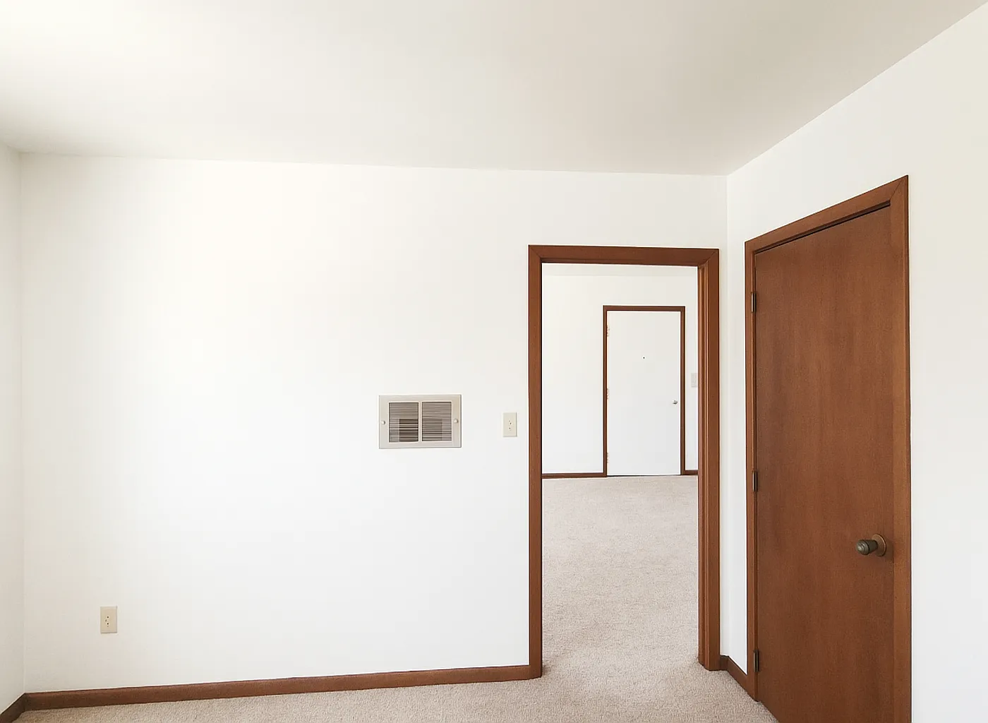 1 bed, 600 sqft, $1,100 — Photo 4
