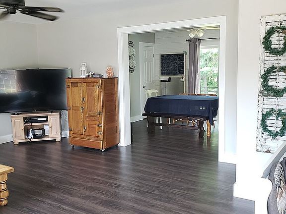 3rd image of 6 Sequoia Ct