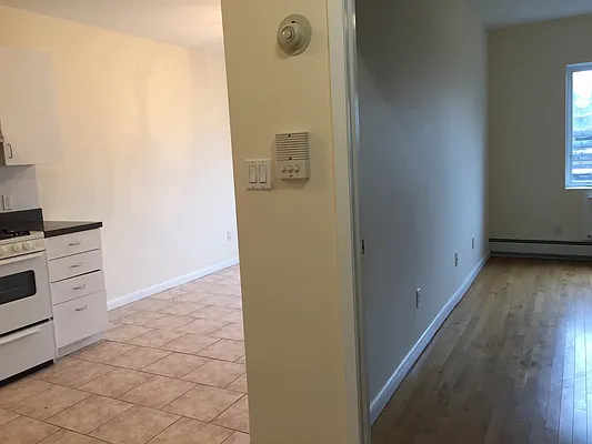 Rented by Fotini P Liaperdos, LREB | media 29