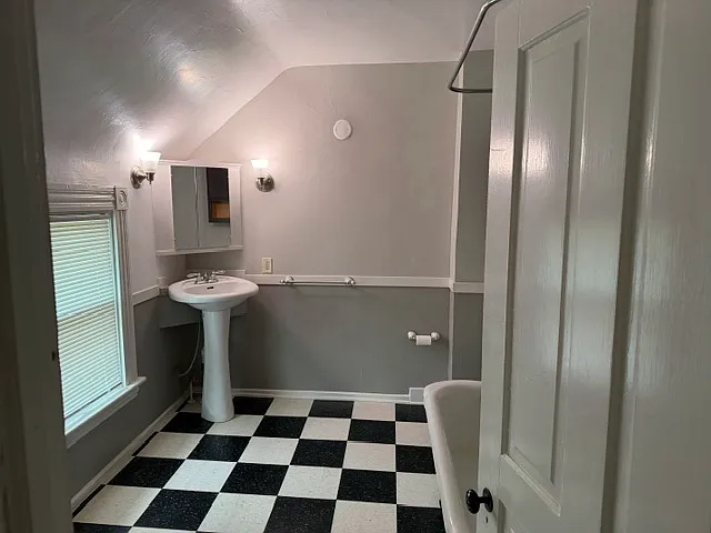 923 Fairmount St SE #2 — Photo 6