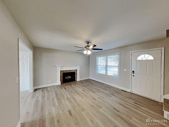 3rd image of 409 Dellwood Dr