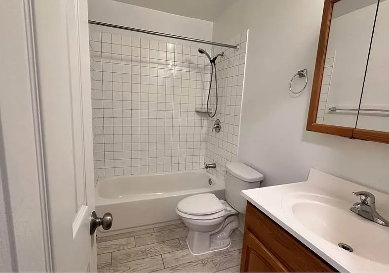 2808 Pomeroy Rd SE #1 — Photo 4
