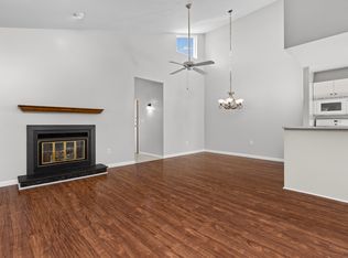 2008 Kenzie Dr, Pittsburgh, PA 15205