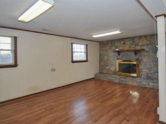 downstairslivingroom-1