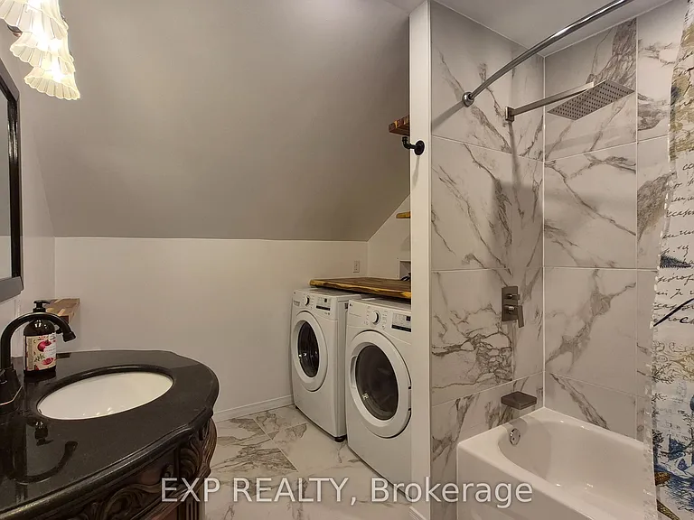 98 Mill St #5 — Photo 15