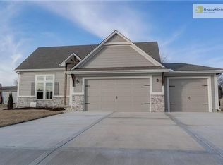 11808 Centennial St, Peculiar, MO 64078