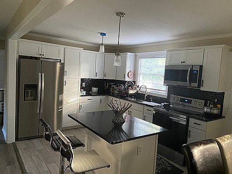 1st image of 2656 Martha Dr