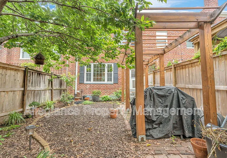 3110 Landover St — Photo 29
