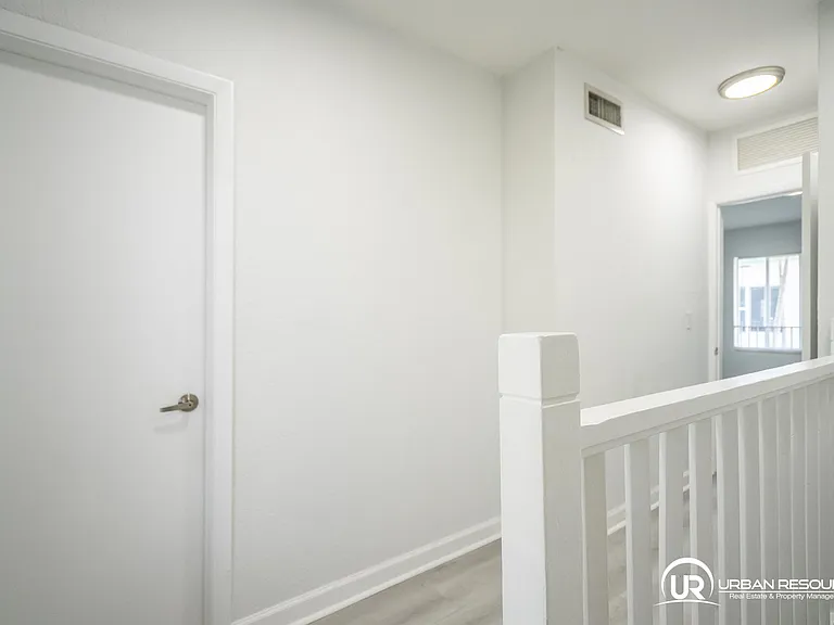 2180 Bay Dr #5B — Photo 17