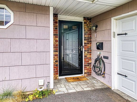 4th image of 6 Bryant Road #6