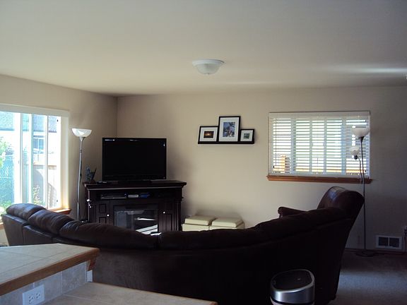 4th image of 3814 80th St NE