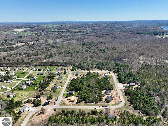 4th image of 6361 Jeffrey Pl Lot 35