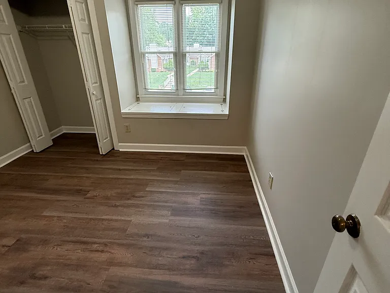 2029 Hearthwood Ct — Photo 35