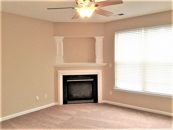 2nd image of 15235 Pangborn Pl
