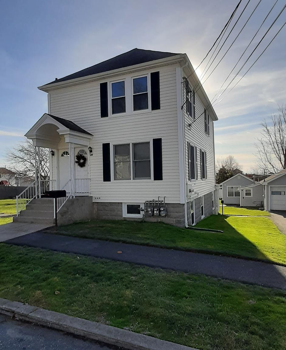 85 Barrows St APT 2, Somerset, MA 02725 Zillow
