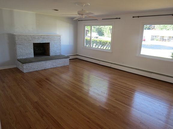 4th image of 4270 Taunton Heights Dr