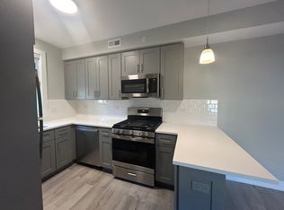 1131 Oak Ave, Evanston, IL 60202