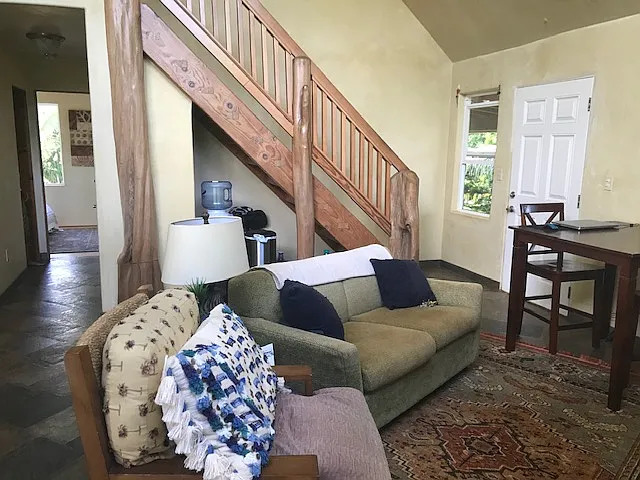 Living Rm., Hallway to 2 Beds/Bath