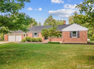 231 W Ridgeway Dr, Dayton, OH 45459