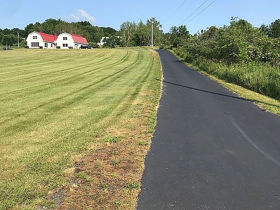 Paved driveway 