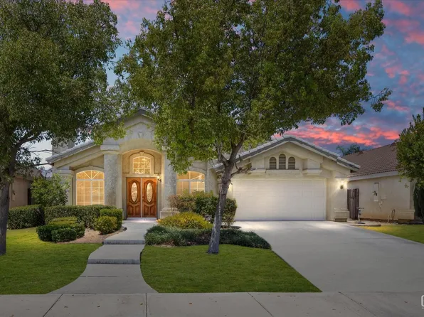 10016 Cobblestone Ave, Bakersfield, CA 93311