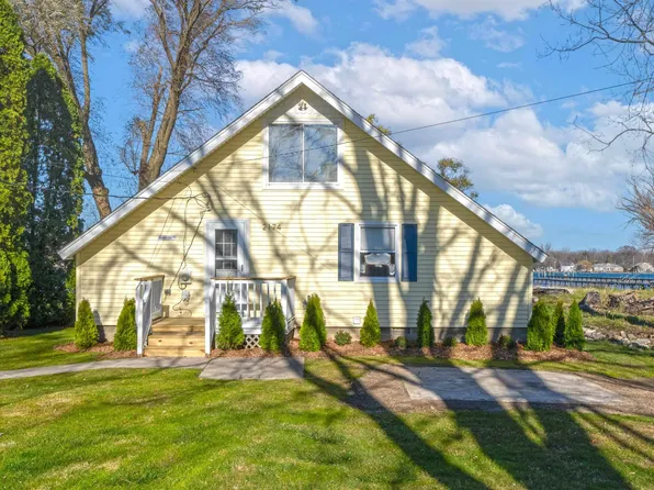 2174 N Channel Dr, Harsens Island, MI 48028