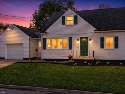 670 Davis St, Akron, OH, 44310