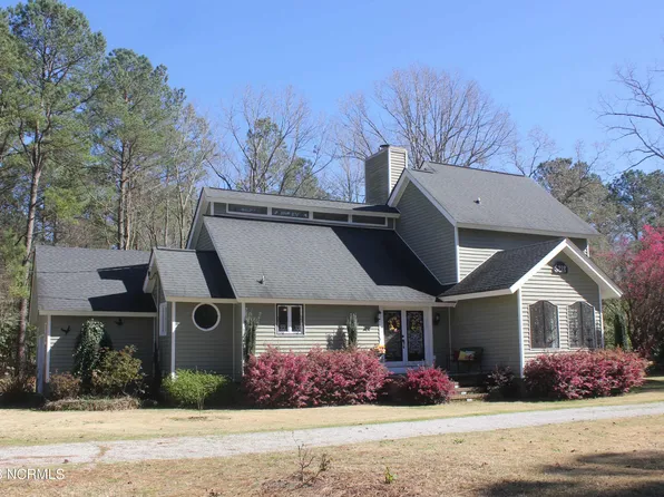 5218 Redmon Road, Elm City, NC 27822