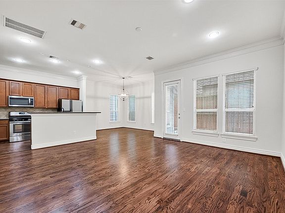 5th image of 5972 Kansas St