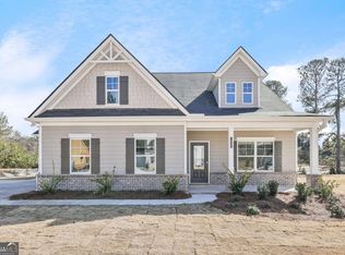 1461 Stephens View Dr, Loganville, GA 30052