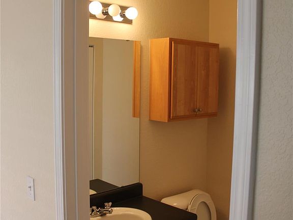 4th image of 815 Woodside Creek Dr