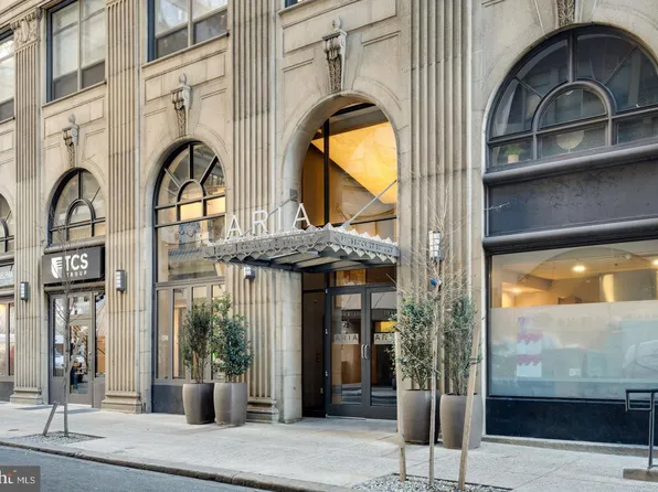 1425 Locust St Unit 4F, Philadelphia, PA 19102