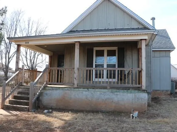 308 S Main St, Custer City, OK 73639