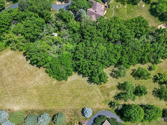 3rd image of 24-78 Saddlewood Ln