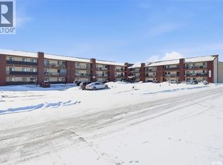 214 Wedge Rd #111, Saskatoon, SK S7L6E8