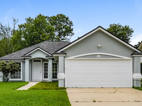 330 Canoe Cir, Orange Park, FL 32073