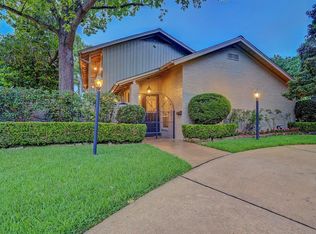 9727 Checkerboard St, Houston, TX 77096